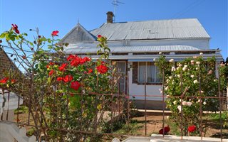 4 Bedroom House in Oudtshoorn Central