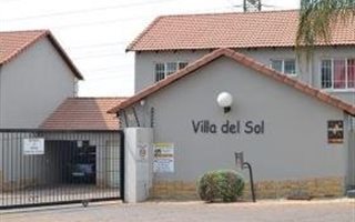 2 Bedroom House in Sunninghill