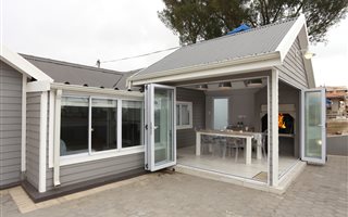 4 Bedroom House in Hartenbos
