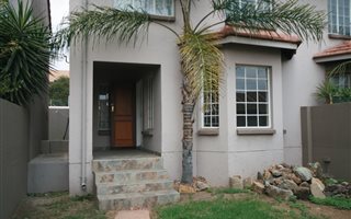 3 Bedroom House in Isandovale