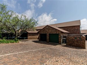 3 Bed Townhouse in Wilro Park