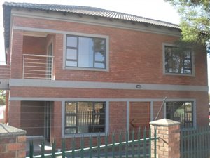 3 Bed Townhouse in Elandspark