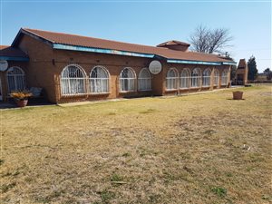 2.2 ha Farm in Rusticana