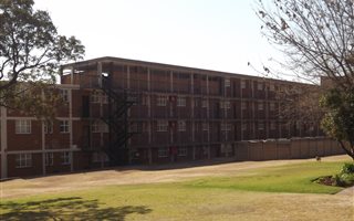 1.5 Bedroom Apartment in Kwaggasrand