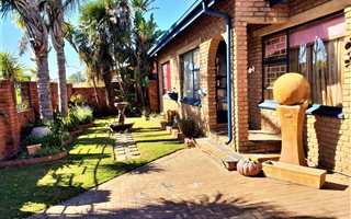 3 Bedroom House in Krugersdorp West