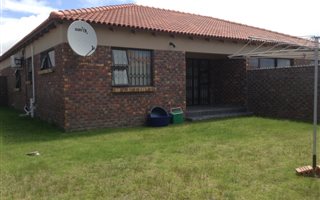 2 Bedroom Townhouse in Humewood
