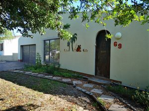 3 Bed House in Oakdale