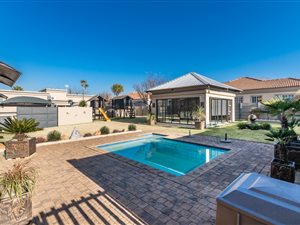 3 Bed Cluster in Bergsig