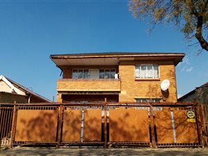 3 Bed Apartment in Kenilworth