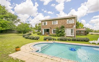 8565 m² Farm in Glen Austin