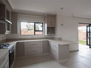 3 Bed Cluster in Jansen Park