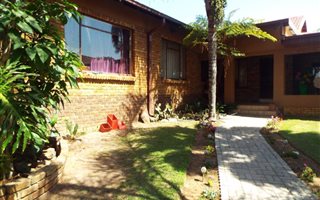 5 Bedroom House in Highveld Park