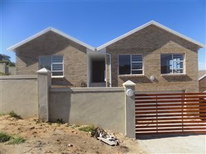 3 Bed House in Lovemore Park