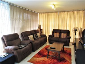 4 Bed Apartment in Glenmore