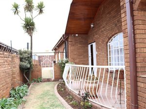 4 Bed House in Actonville