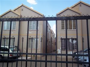 2 Bed Apartment in Jeppestown