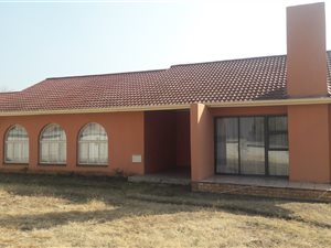 3 Bed House in Amajuba Park