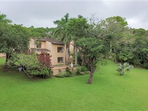 4 Bed Townhouse in Southbroom