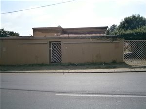 6 Bed House in Albertville