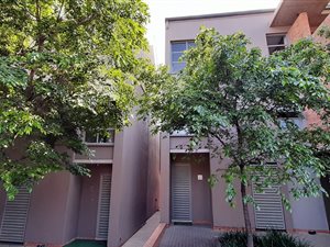 2 Bed Townhouse in Menlo Park