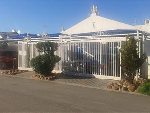 3 Bed House in Helderberg Park