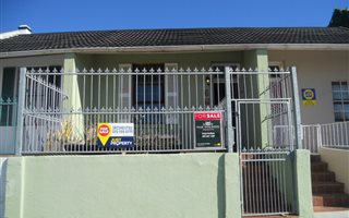 2 Bedroom House in Port Elizabeth Central