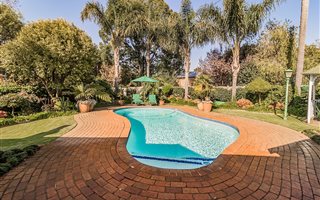 5 Bedroom House in Pomona