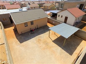 2 Bed House in Protea Glen