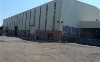 3100 m² Commercial space in Tasbet Park
