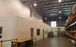 1180 m² Industrial space in Longmeadow