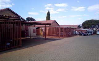 2 Bedroom Apartment in Philip Nel Park