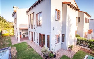 5 Bedroom House in Sterrewag