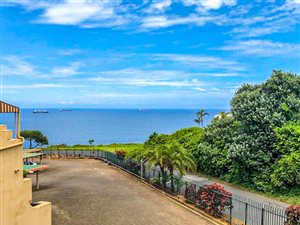 2 Bed Apartment in Umdloti Heights