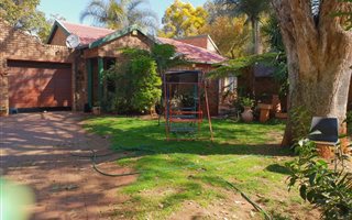 3 Bedroom House in Doornpoort and surrounds