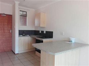 2 Bed Apartment in Rooihuiskraal