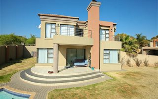 3 Bedroom House in Boskruin