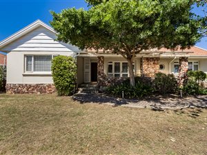 3 Bedroom House in Glendinningvale