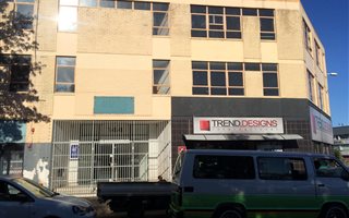 143 m² Commercial space in Stamford Hill