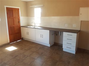 1 Bed Garden Cottage in Randfontein