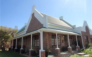 2 Bedroom Townhouse in Stilbaai