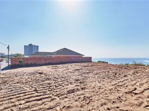 2024 m² Land available in Amanzimtoti