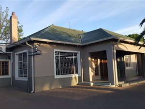 241 m² Commercial space in Park West