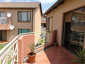 2 Bedroom Townhouse in Mondeor
