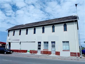 Retail space in Bellair