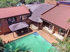 5 Bedroom House in Ruimsig
