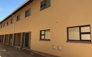 5 Bedroom Duplex in Springfield Park