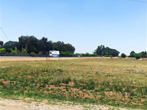 8958 m² Land available in Bredell AH