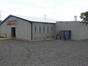 7 Bed House in Dinokeng