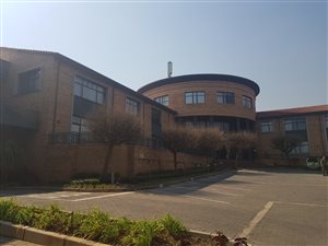 922 m² Office Space in Rivonia
