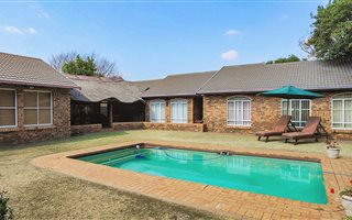 2 Bedroom House in Wierda Park